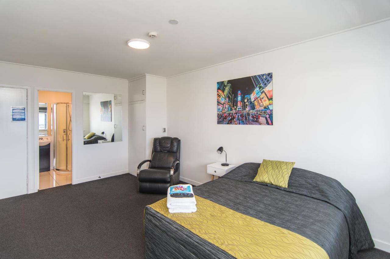 The Hibernian Studio Apartments - 4 Latter Street Тимару Екстериор снимка