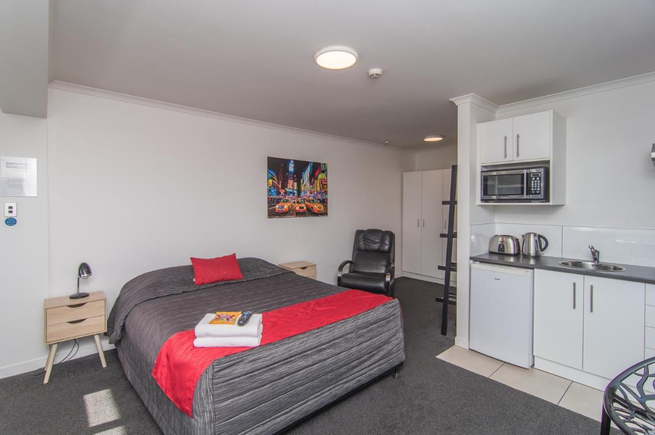 The Hibernian Studio Apartments - 4 Latter Street Тимару Екстериор снимка