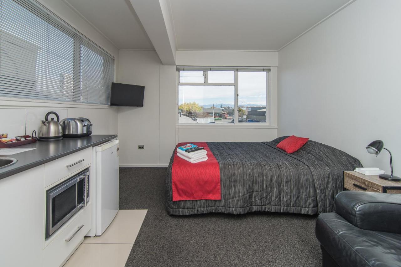 The Hibernian Studio Apartments - 4 Latter Street Тимару Екстериор снимка