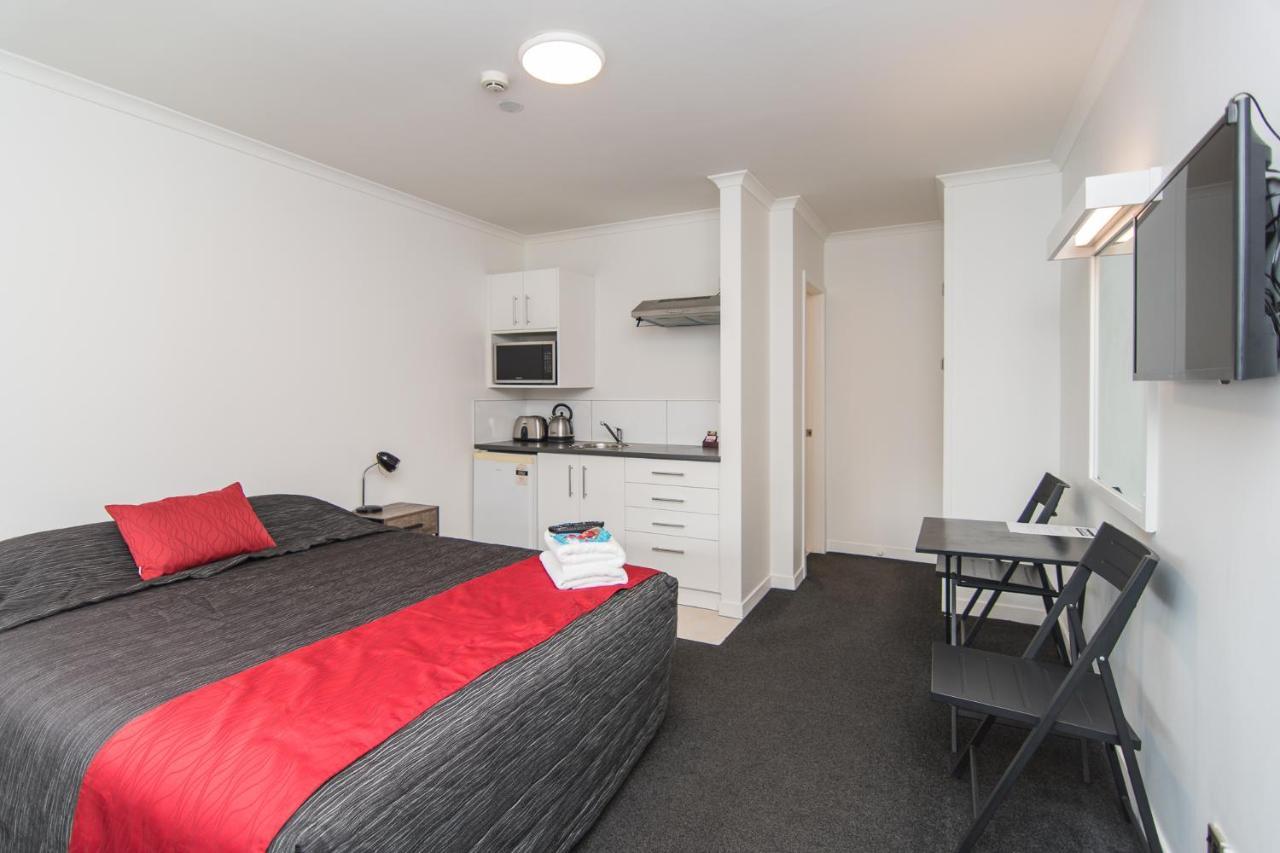 The Hibernian Studio Apartments - 4 Latter Street Тимару Екстериор снимка