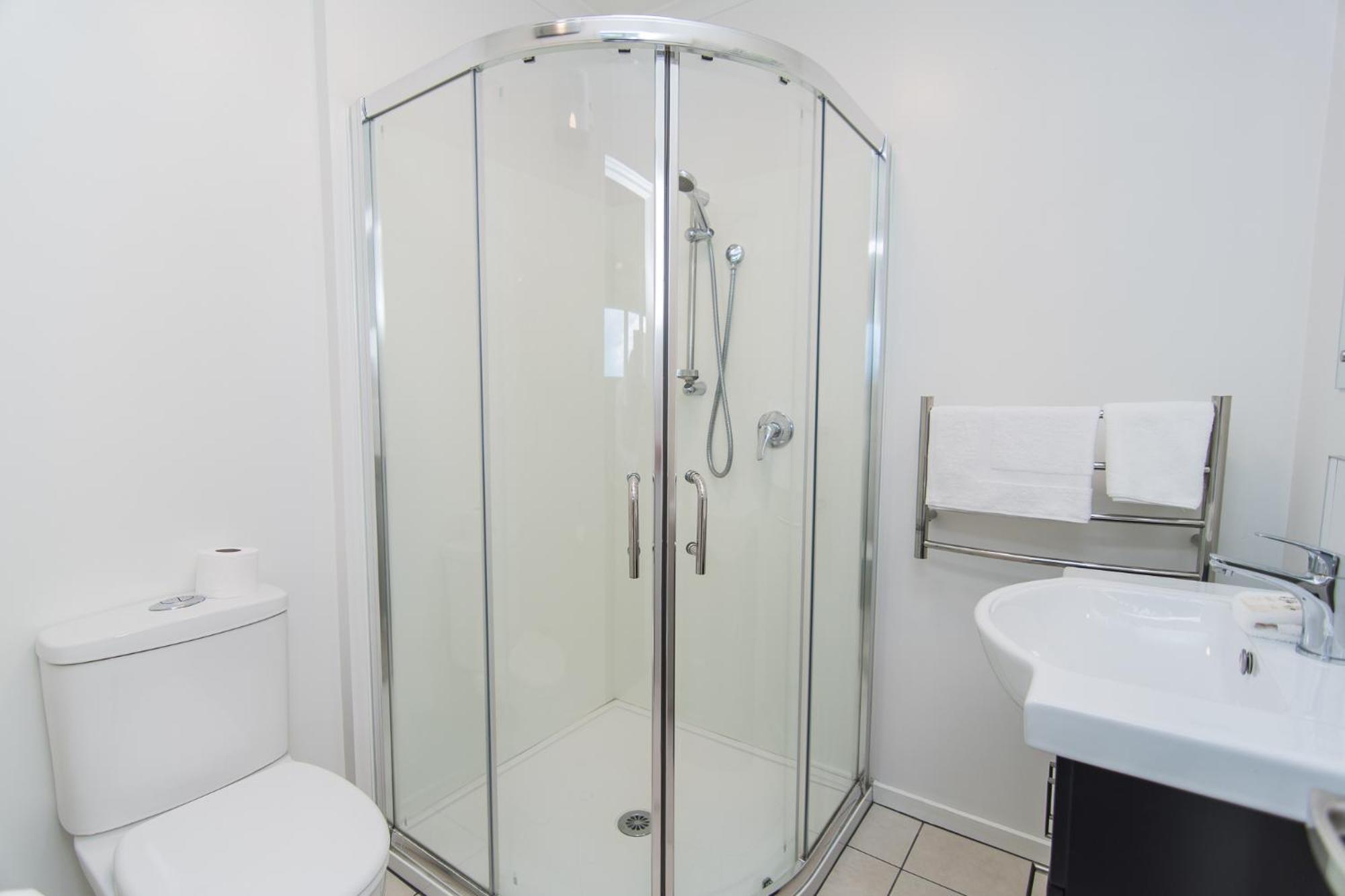 The Hibernian Studio Apartments - 4 Latter Street Тимару Стая снимка